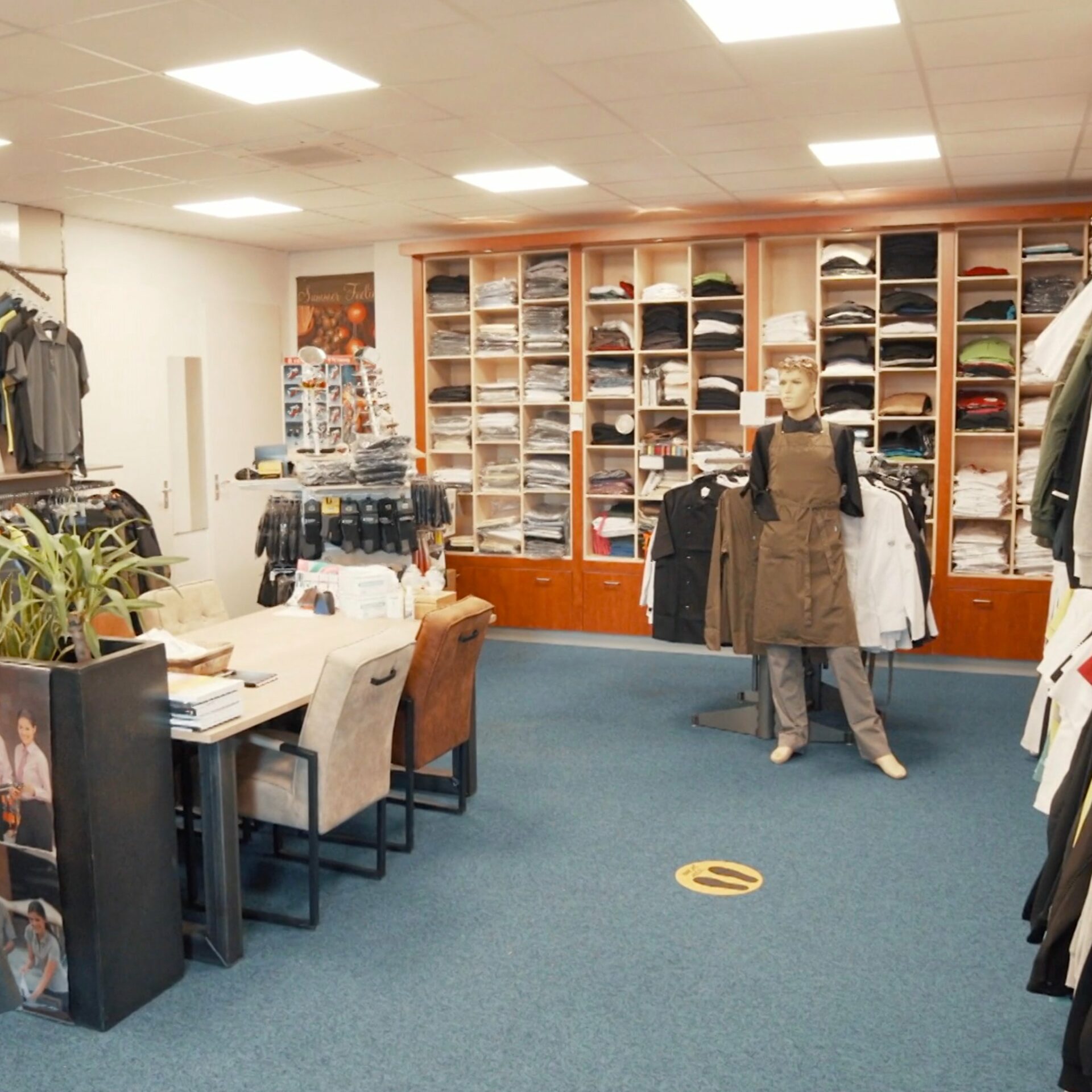 Showroom 3