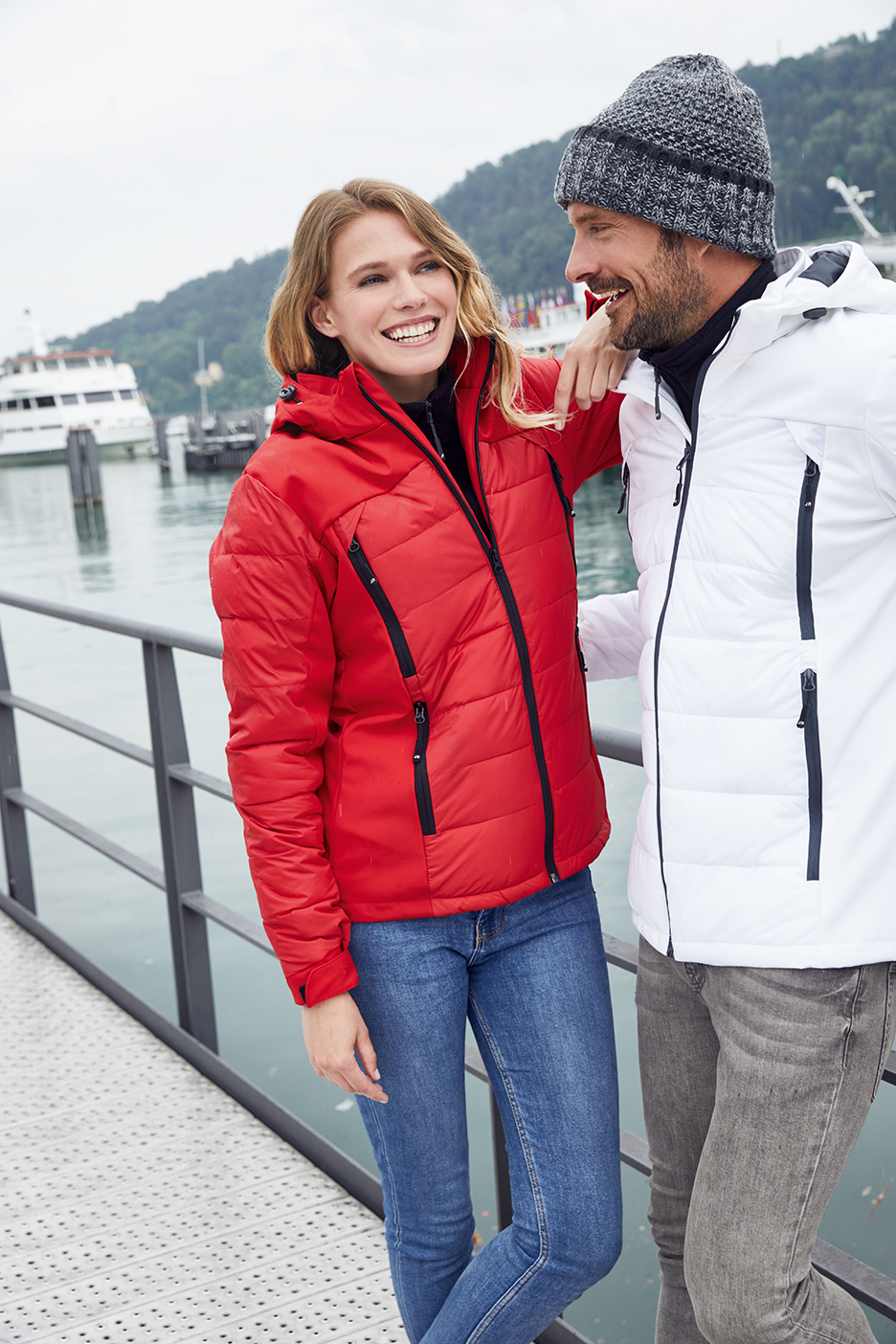 James & Nicholson Ladies' Outdoor Hybrid Jacket JN1049