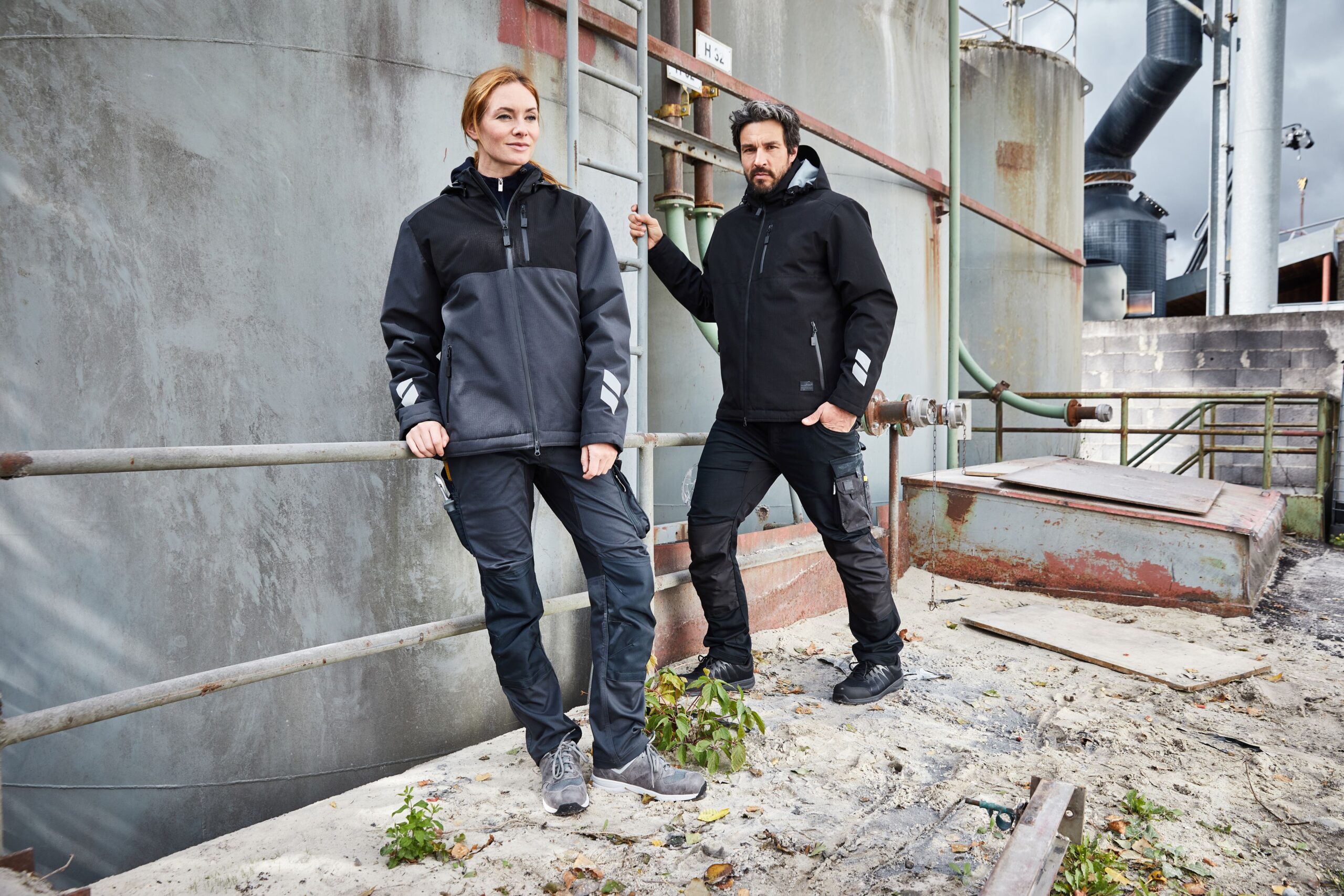 James & Nicholson Padded Hardshell Workwear Jacket JN1815