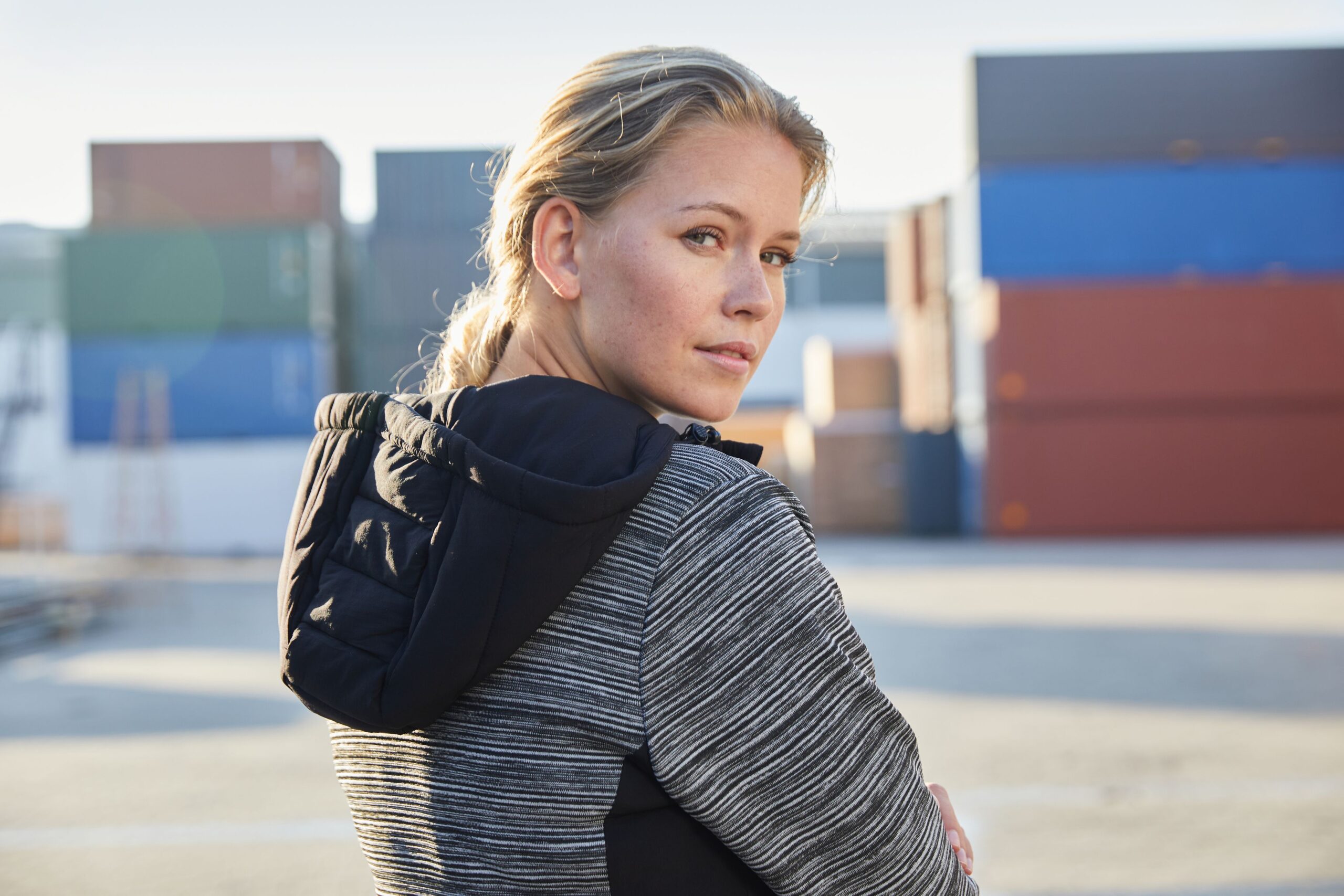James & Nicholson Ladies' Padded Hybrid Jacket JN1843