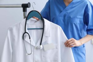 Zorgkleding kiezen zo maak je de juiste keuze DC Vakkleding - DC Vakkleding